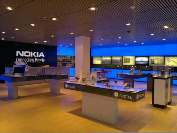 Фирменные салоны Nokia в России будут закрыты