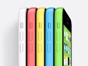 Iphone 5c - первая линия компании, выполненная в цвете 3