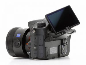 Цифровой зеркальный фотоаппарат Sony α77 II 5