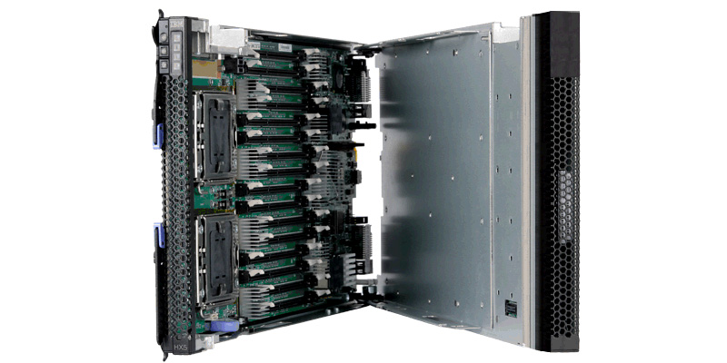 Лезвие - сервер IBM HX5 BladeCenter
