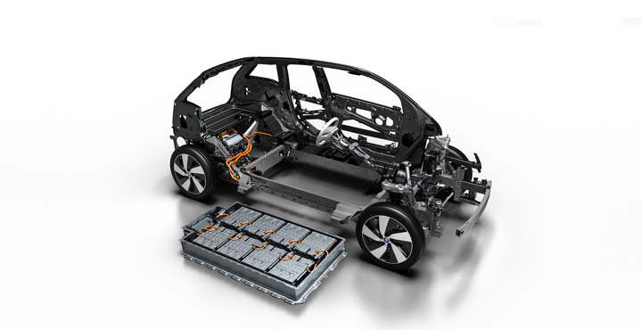 LG строит крупнейшую по производству батарей для электромобилей