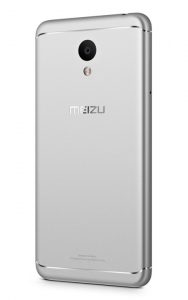 MEIZU M6 — старт продаж смартфона в России