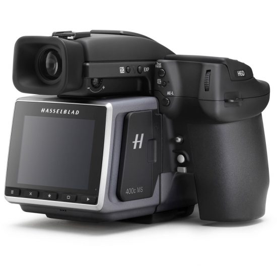 Камера Hasselblad H6D-400c имеет 100 мП матрицу и стоит 47 999 евро