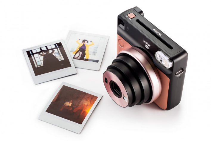 Instax Square SQ6 — новая аналоговая моментальная камера от Fujifilm