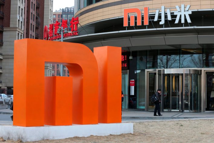 Сколько платят своим работникам Xiaomi и Apple?