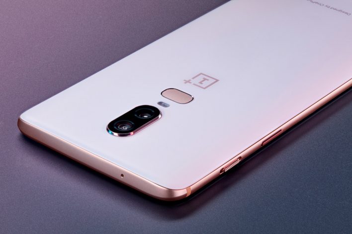 Продажи OnePlus 6 скоро стартуют в России