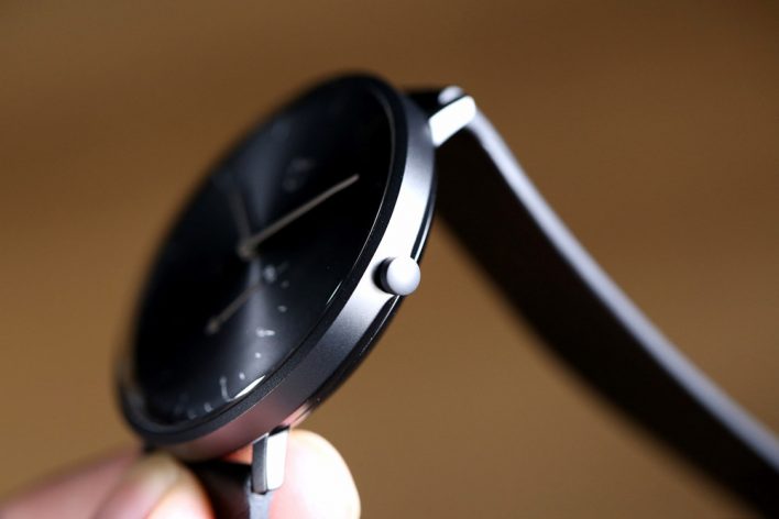 6 месяцев на одном заряде — умные часы MiJia Quartz Wristwatch от Xiaomi