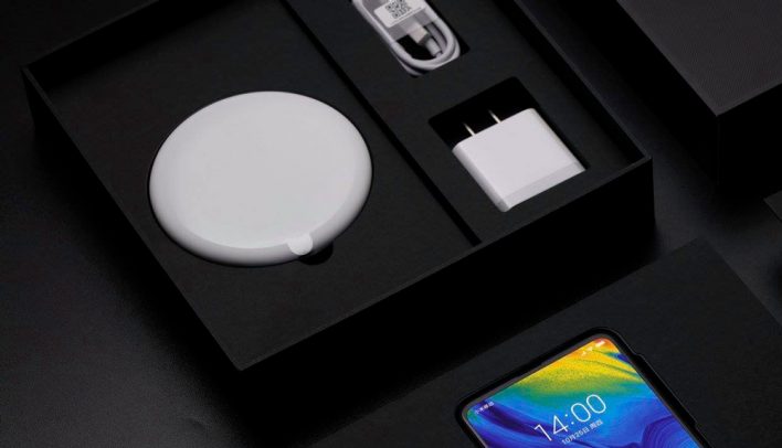 Xiaomi комплектует смартфон Mi Mix 3 беспроводной зарядкой