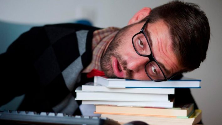 Ученые доказали, что недосыпы так же вредны, что и длительный сон