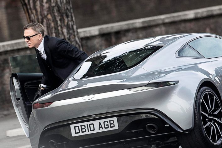 Агента 007 пересадят на электромобиль!