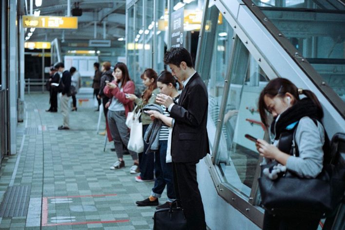 Япония столкнулась с проблемой нехватки телефонных номеров