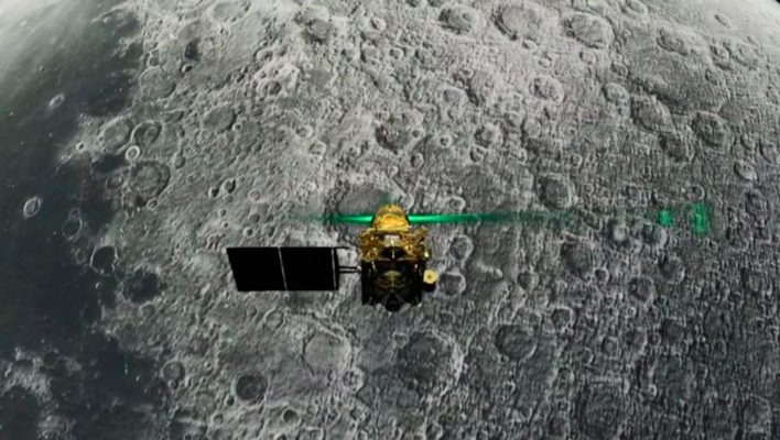 Индийское космическое агентство потеряло связь со своим лунным кораблём