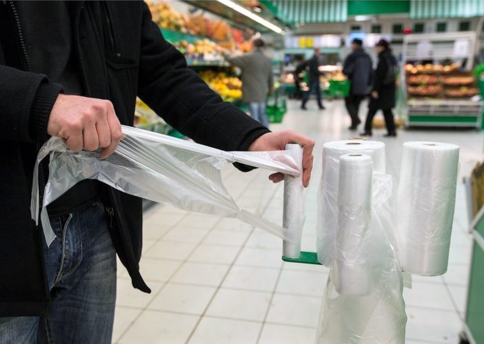 Роспотребнадзор выступил с инициативой запрета пластиковых пакетов