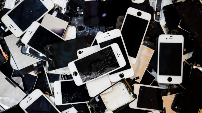 Три года в Китае собирали iPhone из ворованных некондиционных деталей Foxconn