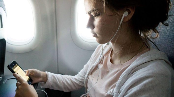 Пассажиры российских самолетов смогут пользоваться бортовым Wi-Fi