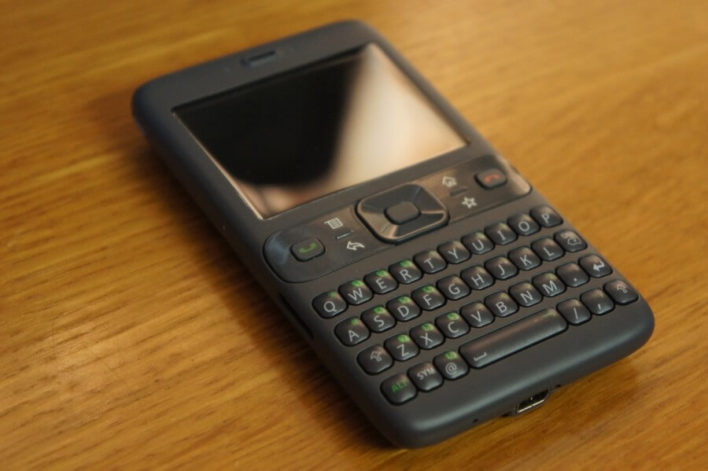 Первый в мире смартфон на ОС Android продается на eBay
