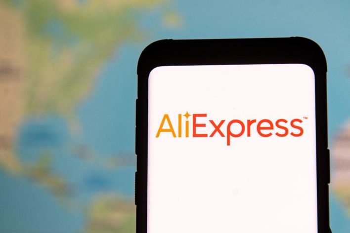 На AliExpress появился раздел для пожилых