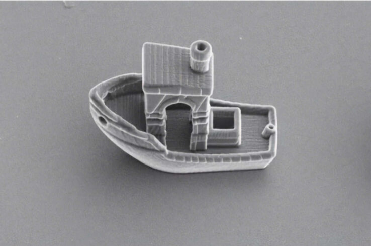Ученые напечатали самую маленькую в мире лодку