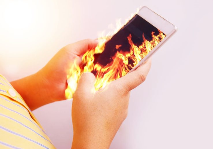 Почему взрываются смартфоны?