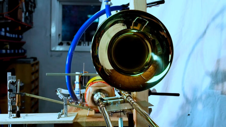 Как звучит «механический тромбон» RoboTrombo?