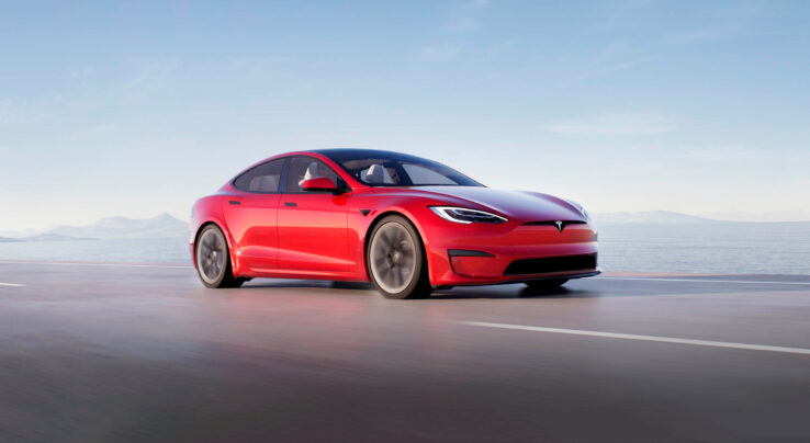 Илон Маск представил самый быстрый серийный электрический суперкар Tesla