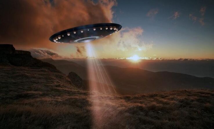 Новый глава NASA Билл Нельсон пообещал разобраться с феноменами в небе над Вирджинией