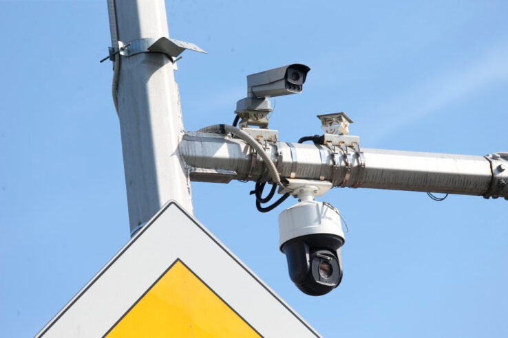 Камеры на дорогах РФ начали штрафовать за не пристегнутые ремни безопасности