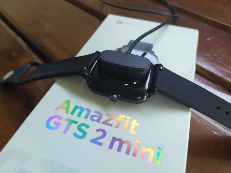 Amazfit GTS 2 mini — обзор умных часов для всех и каждого!