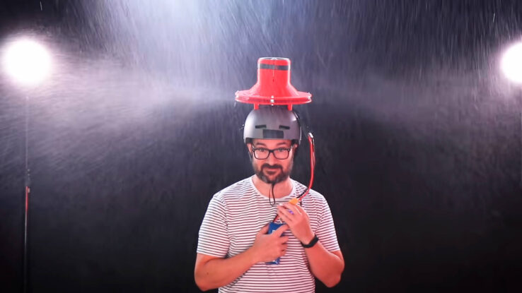 Напечатанный на 3D-принтере шлем спасёт от дождя