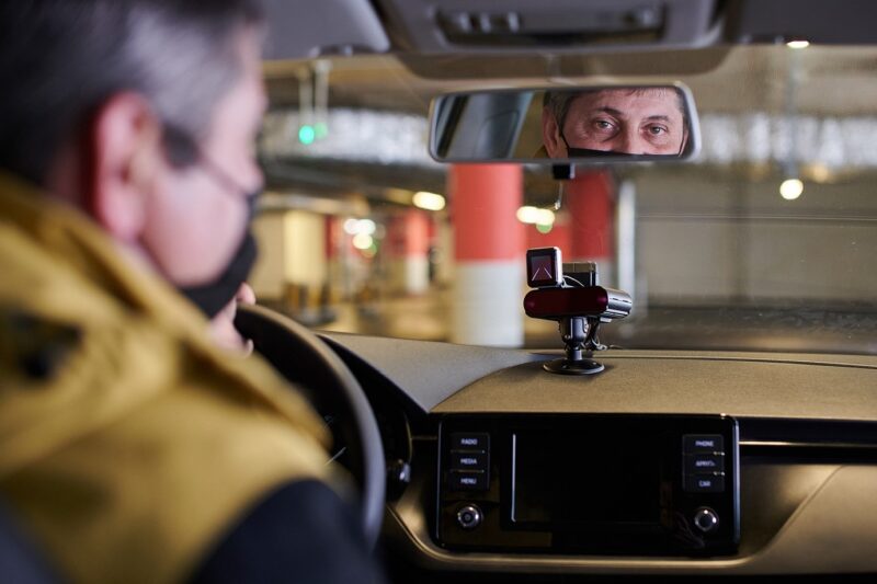 В РФ запущено тестирование системы контроля усталости водителей