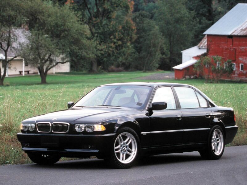 BMW 7 серии: все модели и кузова