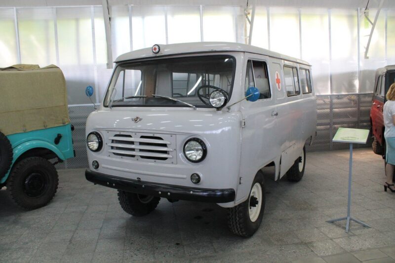 5 уникальных автомобилей советской эпохи