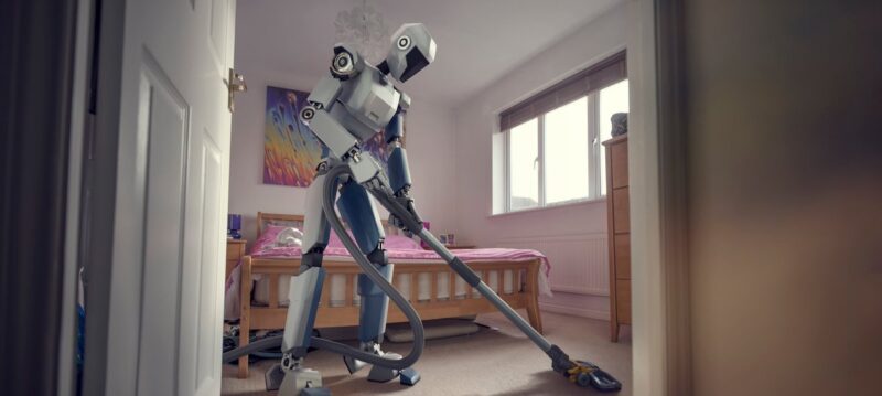 Робот-домохозяин научился выполнять домашние дела, просто наблюдая за человеком