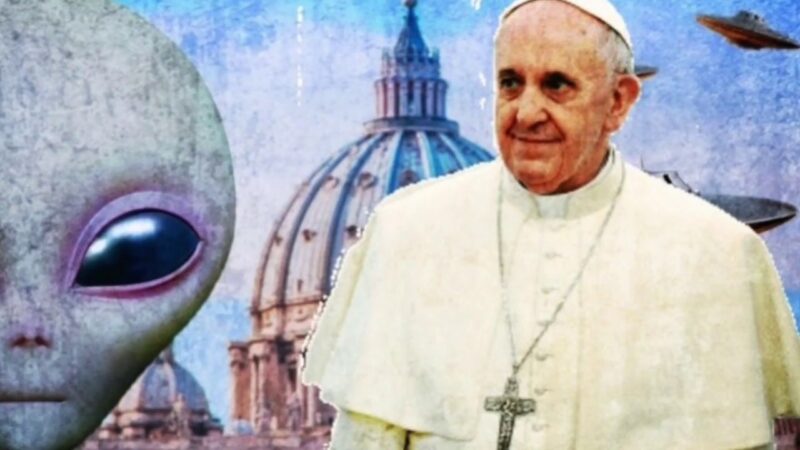 Ватикан знает об НЛО больше, чем спецслужбы!?