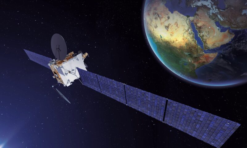 «Роскосмос» готовит технологию прямого подключения смартфонов к спутникам