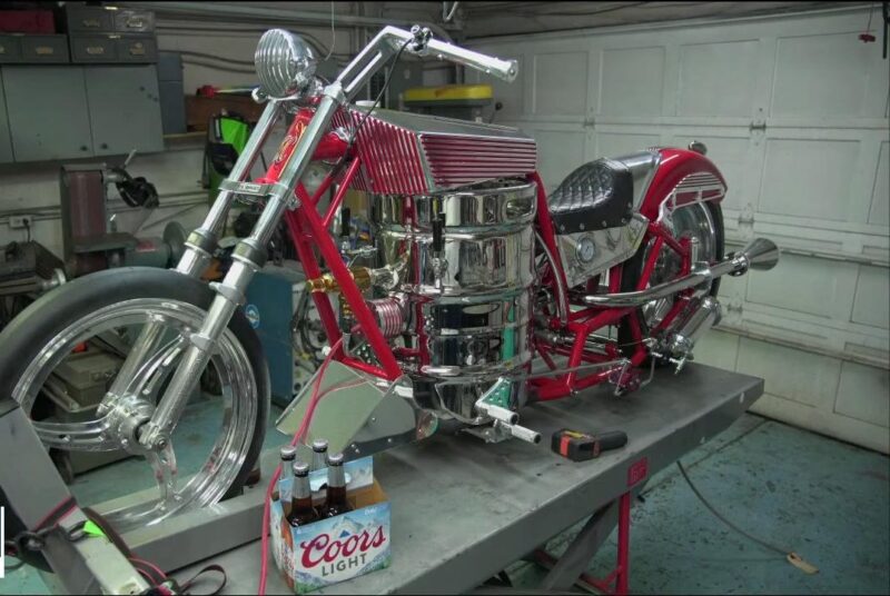 Пивной мотоцикл-реактив: инженер-любитель удивляет поклонников необычным изобретением