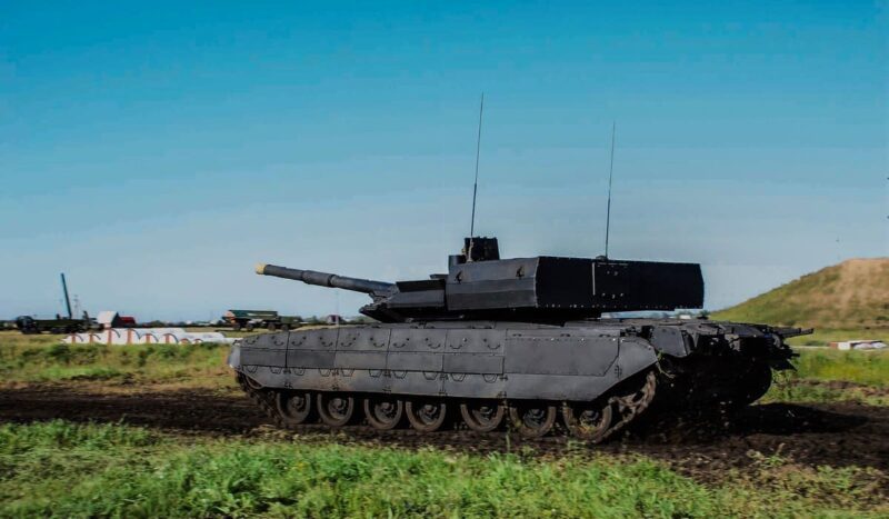 Российский танк "Черный орел": мощь и инновации в вооружении