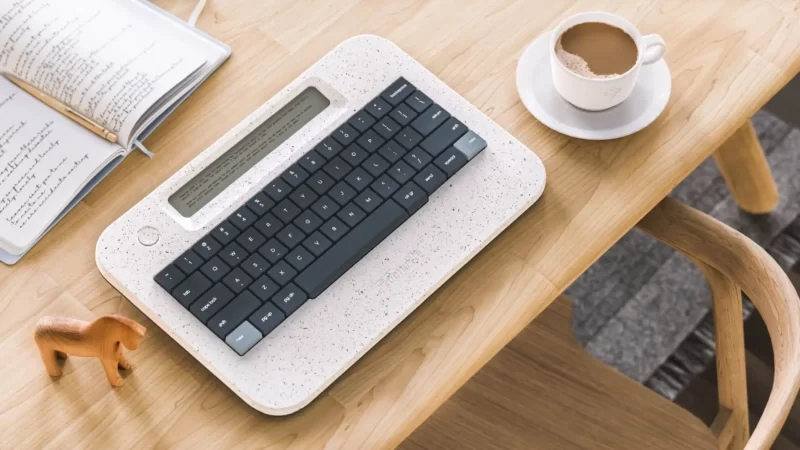 Freewrite Alpha: бюджетная цифровая пишущая машинка уже в продаже