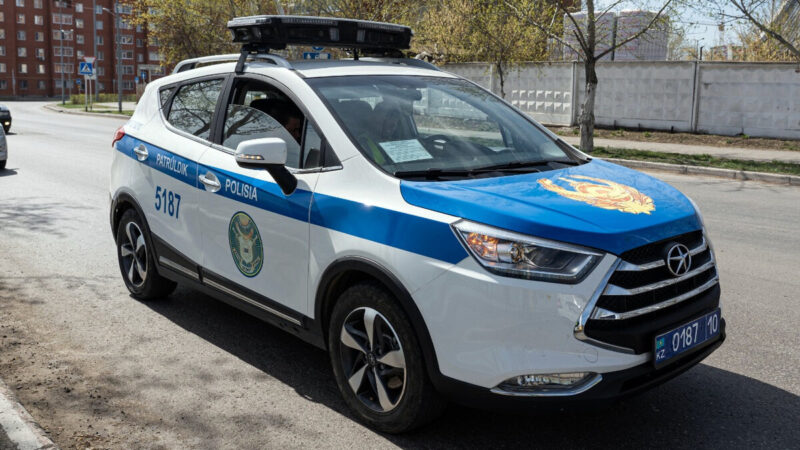 «Умные мигалки» уже используются дорожной полицией Казахстана для контроля скорости