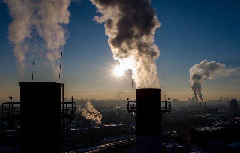 Факт: 80% СО2 выбрасывают в атмосферу 57 крупных компаний