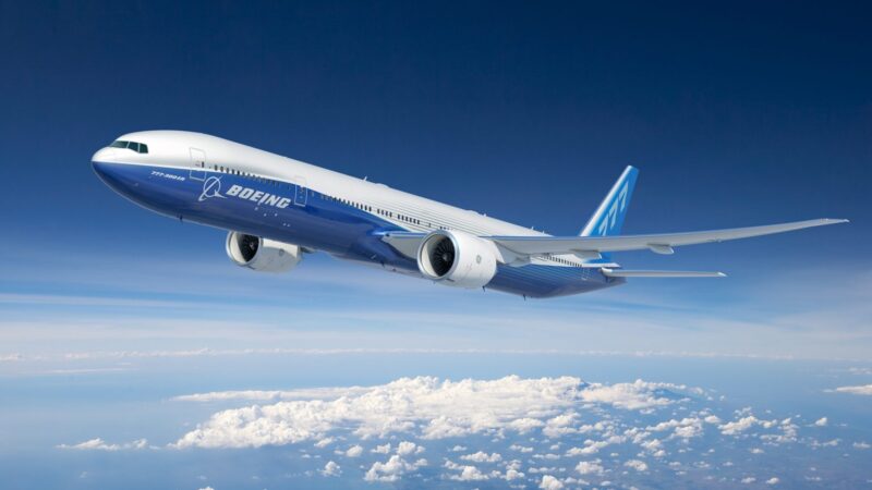 Турбулентность убила одного пассажира Boeing 777, за жизнь еще 7-х борются врачи