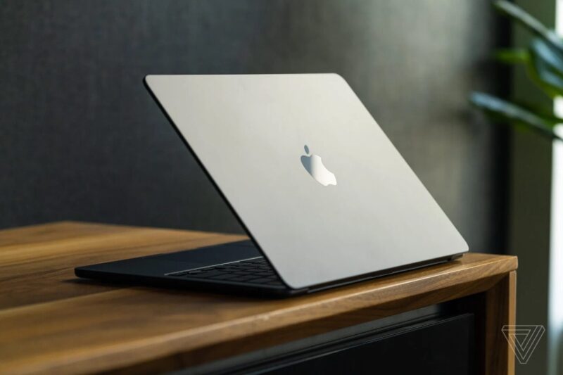 Новые MacBook получат поддержку СИМ-карт, а технику Apple не будут запрещать в России